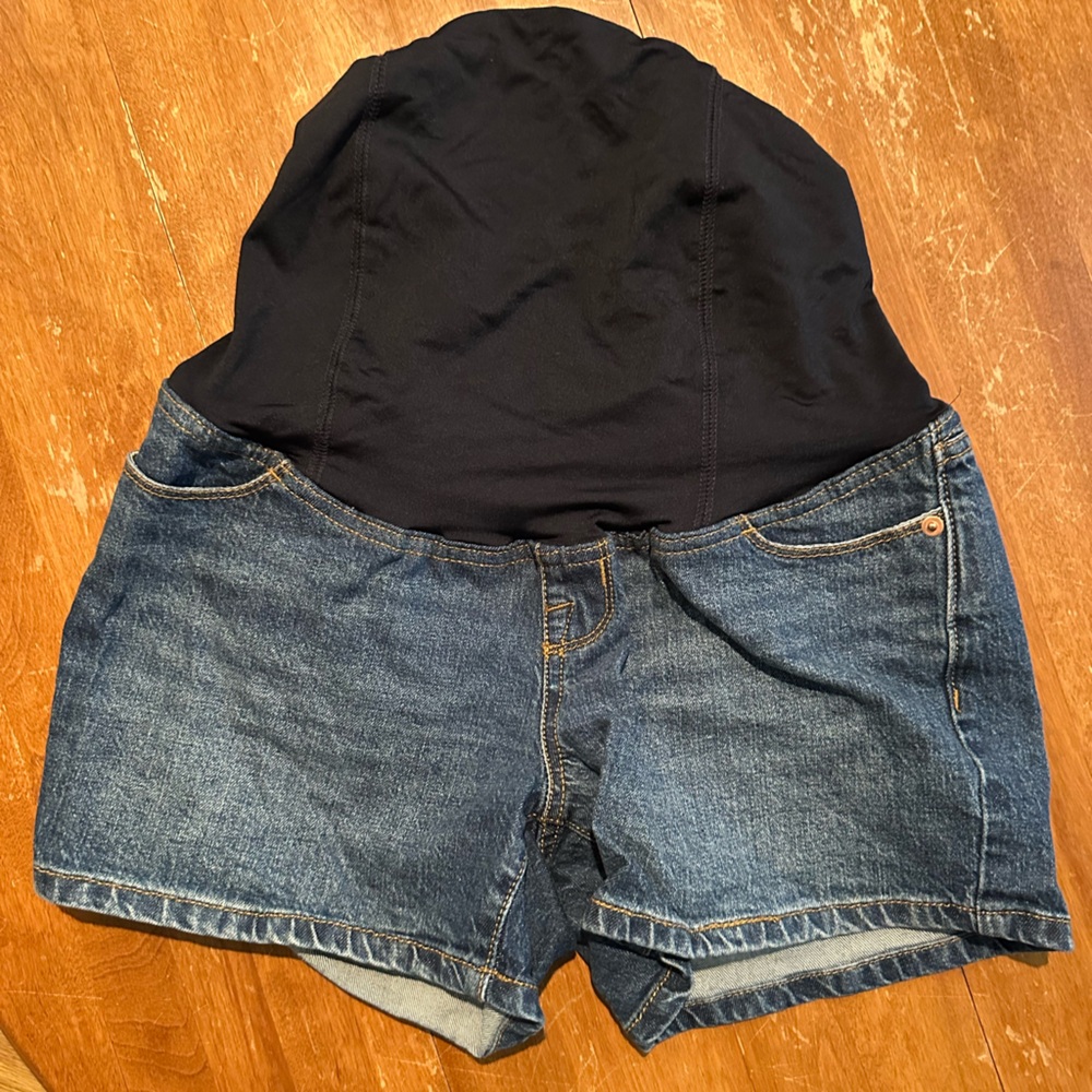 Isabel Maternity by Ingrid & Isabel Blue Jean Shorts - Picture 3 of 5